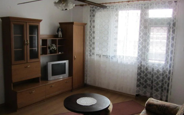 Mavrova Guest House