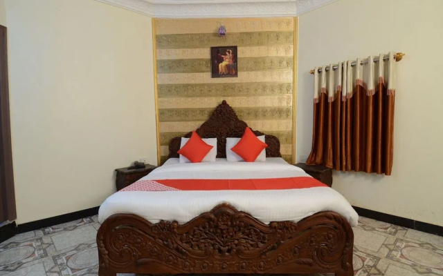 OYO 17368 Ranibagh Palace