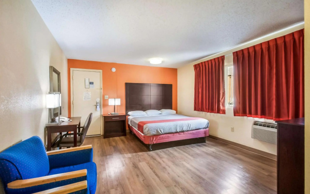 Motel 6 Washington DC Convention Center