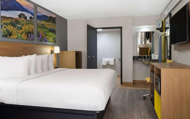 Days Inn by Wyndham Columbus/Worthington