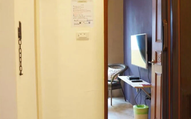 Green Bottle Guest House