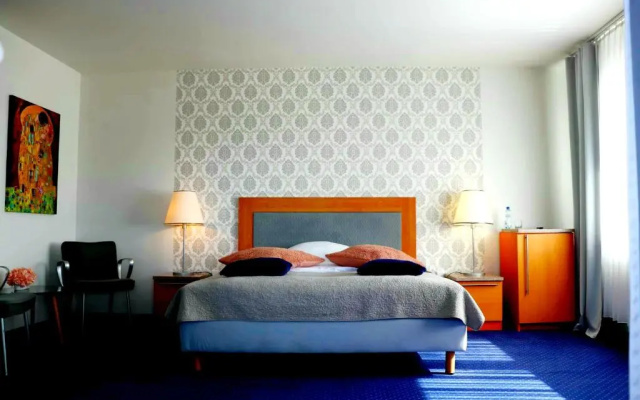 Hotel Dvůr