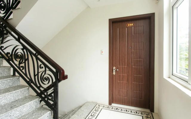 Golden Palm Villa