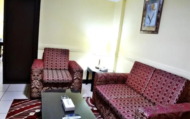 Deebaj Al Khabisi Plaza