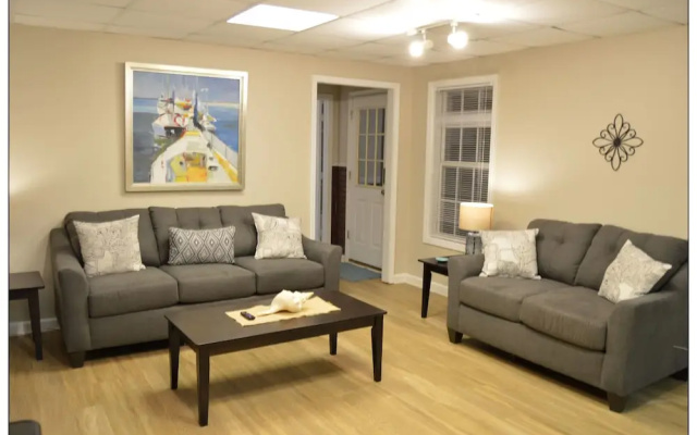 Opis Realty-Spacious Metro Atlanta Home