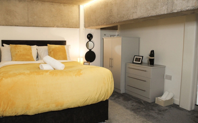 Modern Luxury Serviced Duplex Apartments by Repose