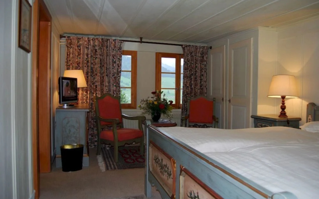 Hostellerie Bon Accueil Swiss Lodge