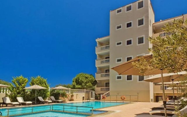 Socrates Studios And Apartments 4*