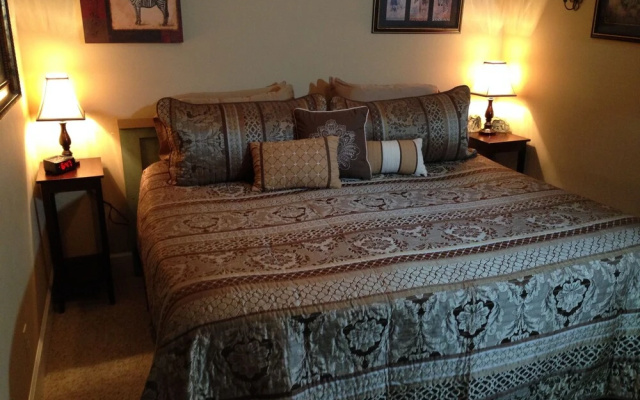 Monroe Street Suites