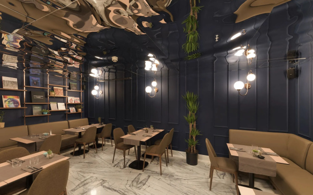 Endless Art Hotel