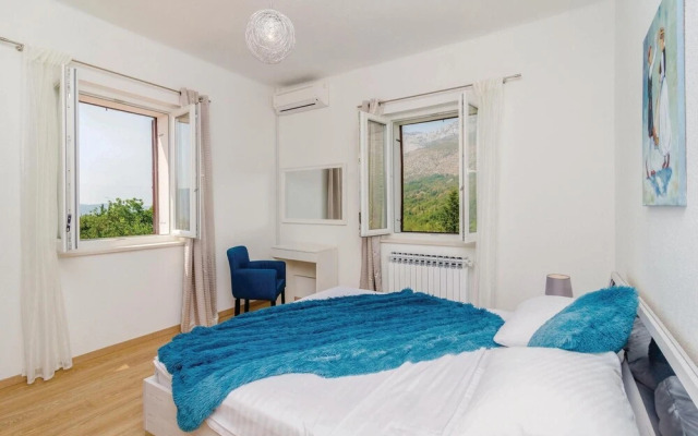Awesome Home in Dubravka With Wifi and 5 Bedrooms