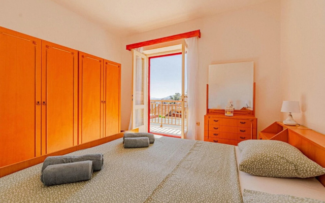 Nice Apartment in Prigradica With 3 Bedrooms and Wifi
