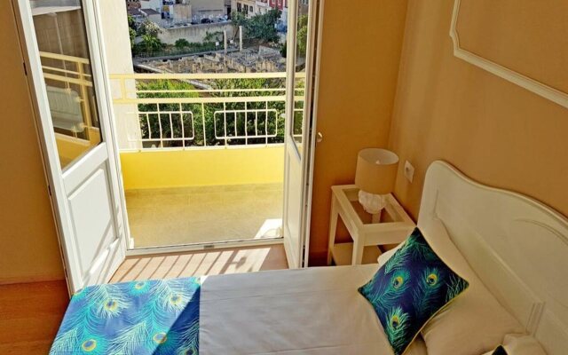 Colibri Prestige Rooms - Roman Ruins View