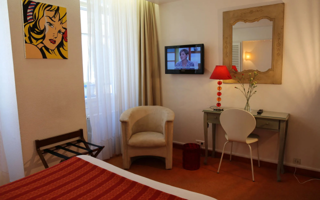 Hotel Moderna