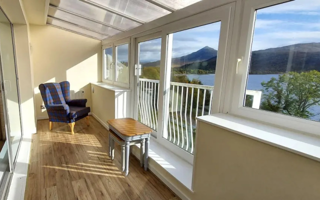Loch Rannoch Highland Club Pine Marten Lodge 02