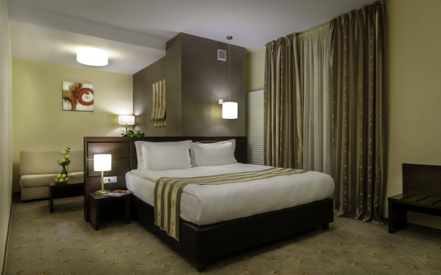 Golden Time Hotel