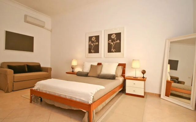 Rental In Rome Red And White Apartment