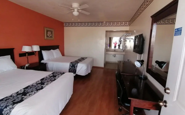 Hotel Express Inn