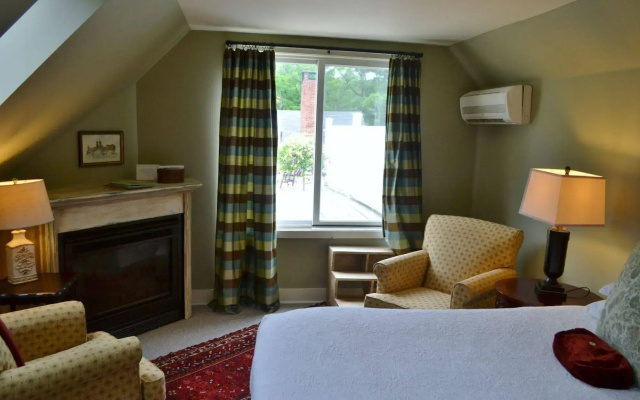 The Inn at Weathersfield
