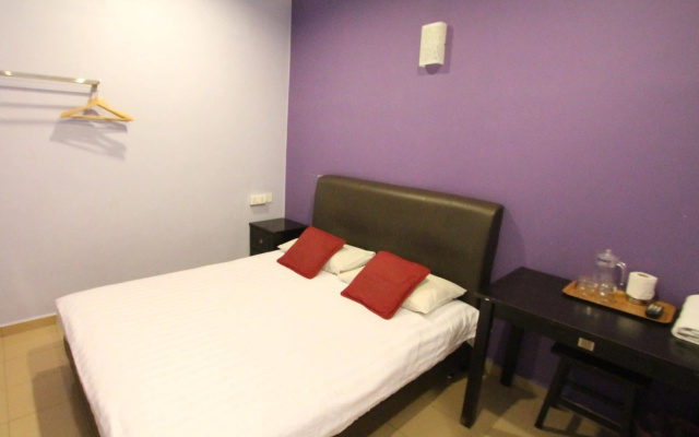 Hotel Station 18