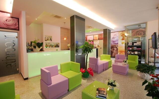 Hotel Clara