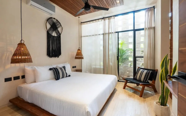 Bohemian 2BR Boutique Condo in Trendy La Veleta