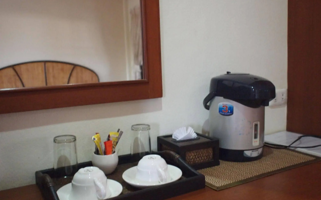 RoongRuang Hotel