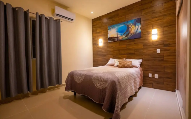 Luxury Apartment With Poll