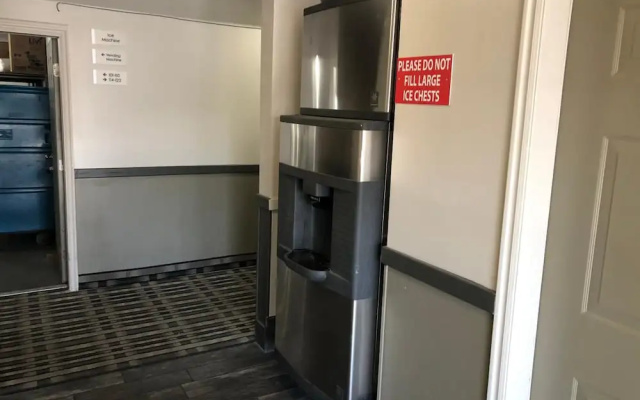 Econo Lodge