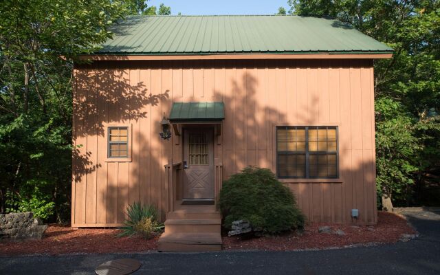 The Cabins At Green Mountain In Branson United States Of America