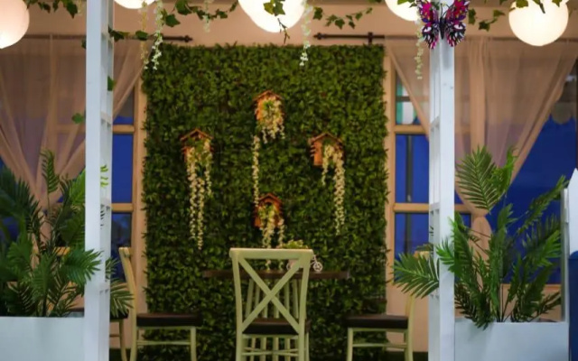 Treeoise Resort