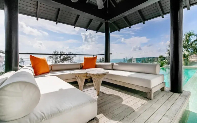 Surin Heights Villa