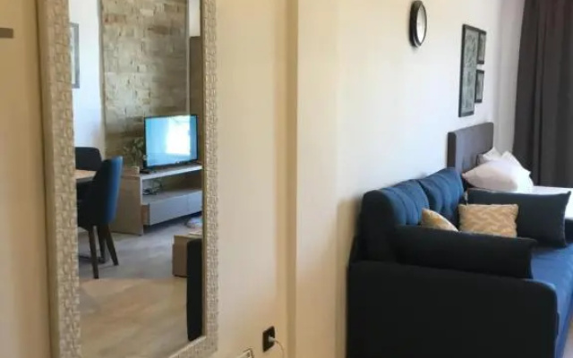 Milmari Apartman Janus P24 P25