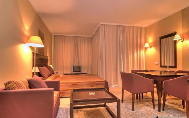 Royal Beach Apartments