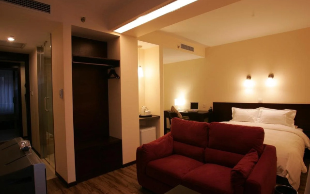 Sunjoy Hotel