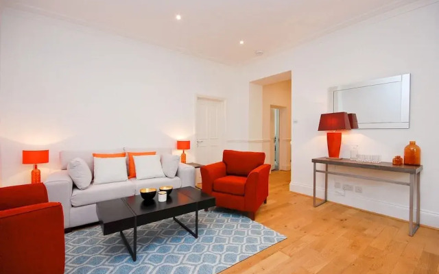 The Craven Hill Residence I - Hen11