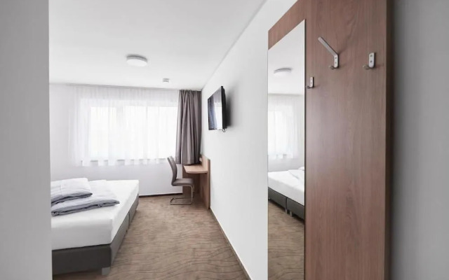 HOTEL NEW IN - Ingolstadt - Gaimersheim