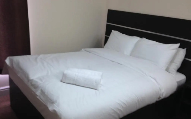 New Globe Hotel