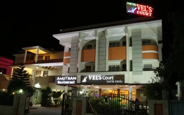 Hotel Vels Court