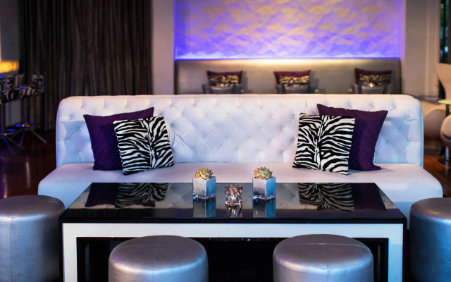 Avenue of the Arts Costa Mesa, a Tribute Portfolio Hotel