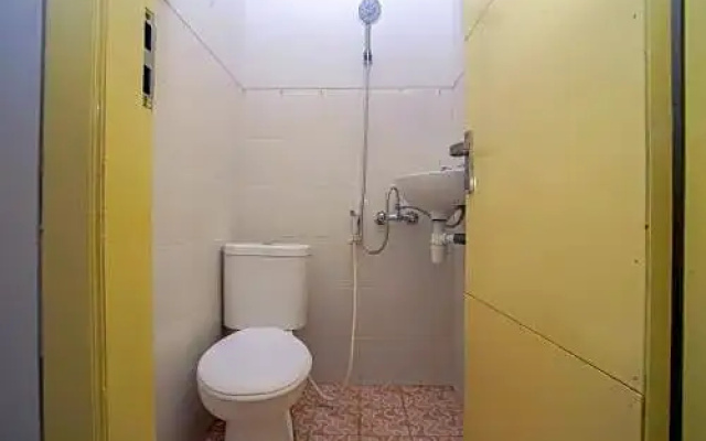 OYO 3060 Al Fatih Guest House Syariah