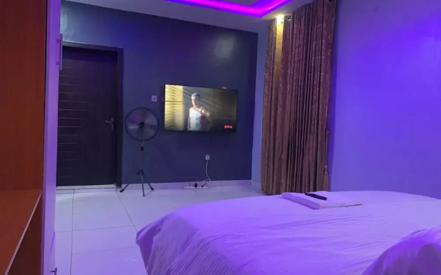 Umbrella Properties Hotel Moniya