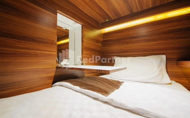 Ketje Luxury Capsule Mitra RedDoorz