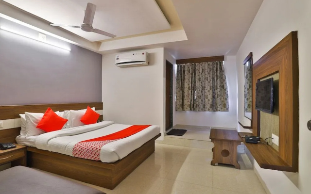 Hotel Tirupati - Ahmedabad