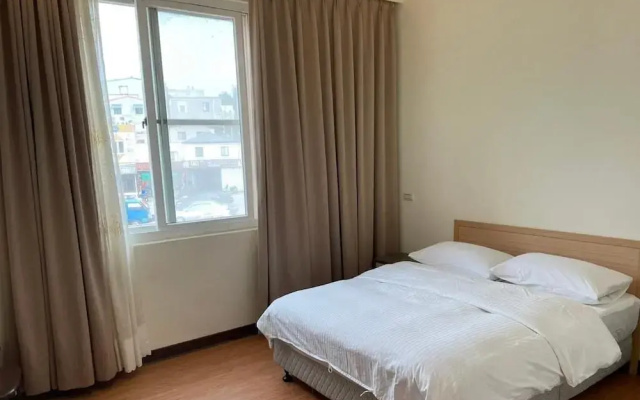 Old Harbour Hostel