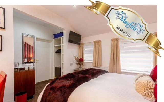 Pembroke Hotel