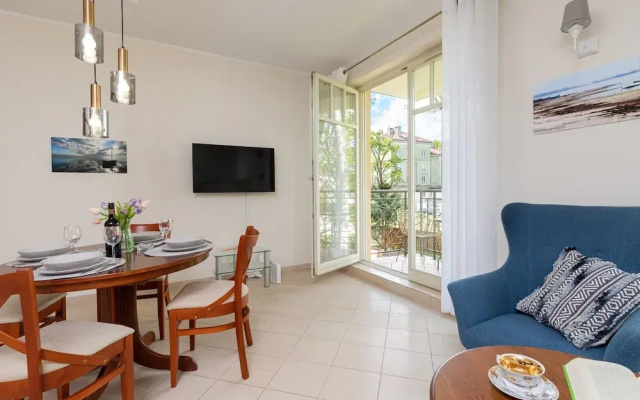 Patio Mare B8 Apartment by Renters