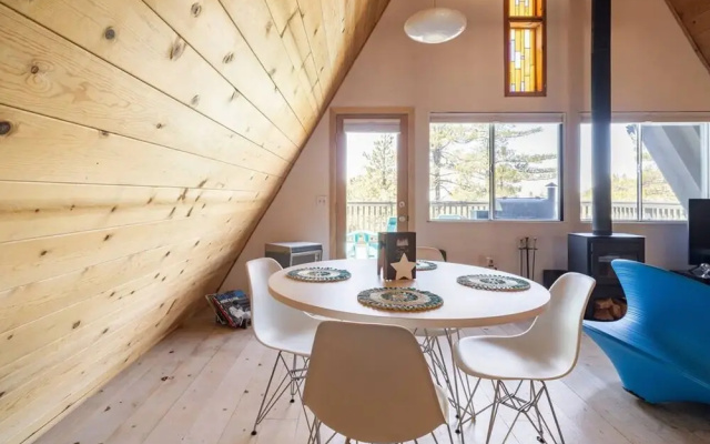 Dog Friendly A-frame Hot Tub Nature Views