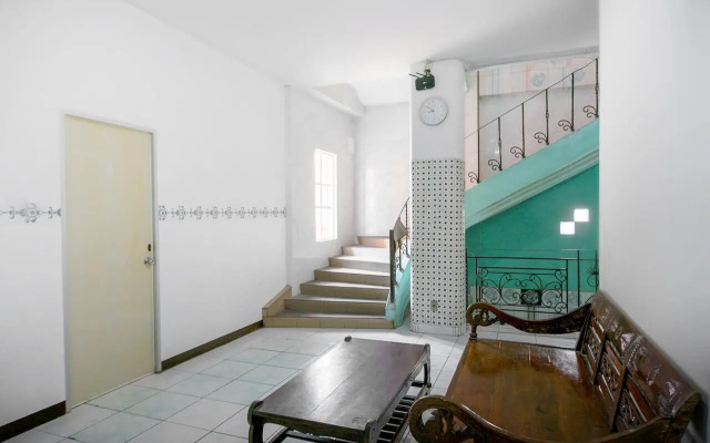 OYO 2628 Kartini Residence