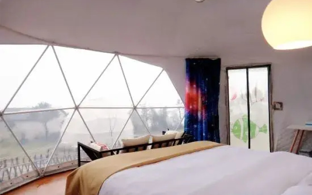 Chongqing Xingyu Xingyuan Tent Homestay please